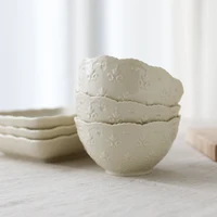 

[milu]Milky White Ceramic Embossed Flower Korean Tableware set Ceramic relief bowls and plates