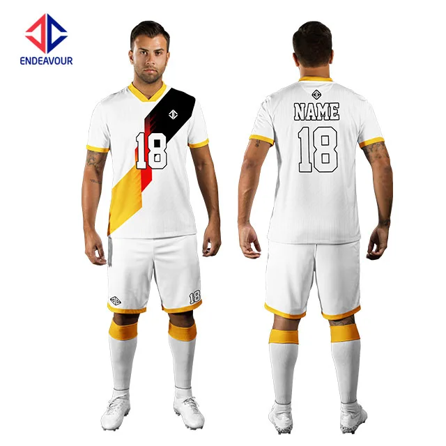 High quality wholesale custom retro sublimation print sport men football soccer jersey shirt set for sale