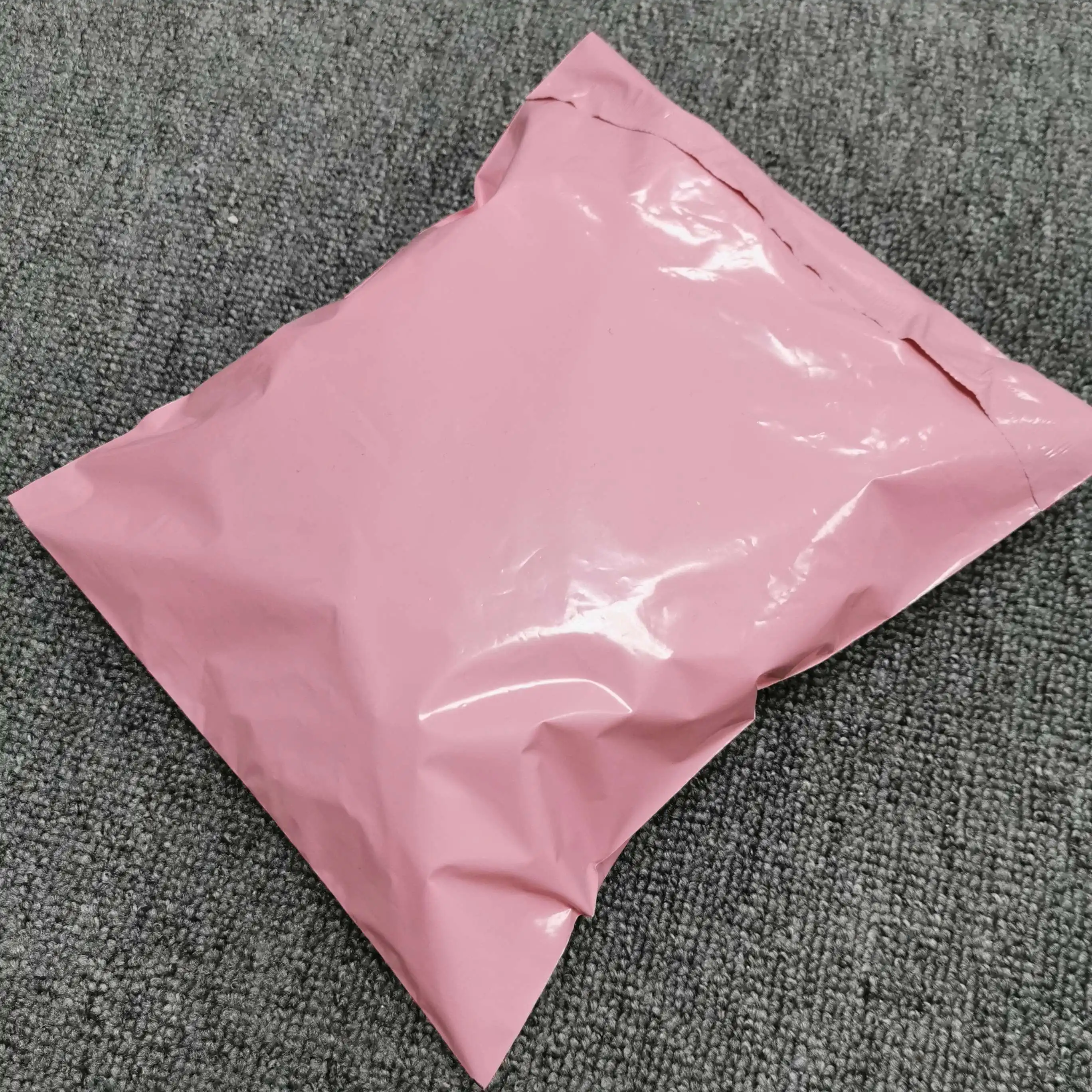 

Custom Light pink shiny color plastic mailing bag compostable mailing bags Poly Apparel Shipping Bags For Clothing Package