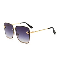 

Fashion Luxury Square Trendy lentes de sol Metal Rimless Oversized Gradient Bee Women Men Shades Sun Glasses Sunglasses 2020
