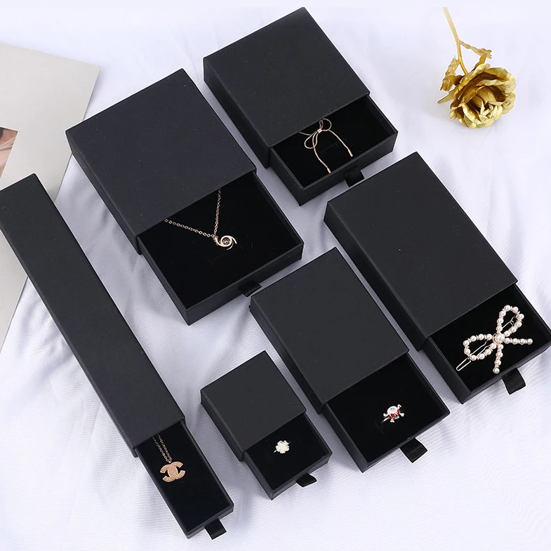 

Tongxing Wholesale custom logo necklace hanging paper tags earing holder cards with logo white jewelry package