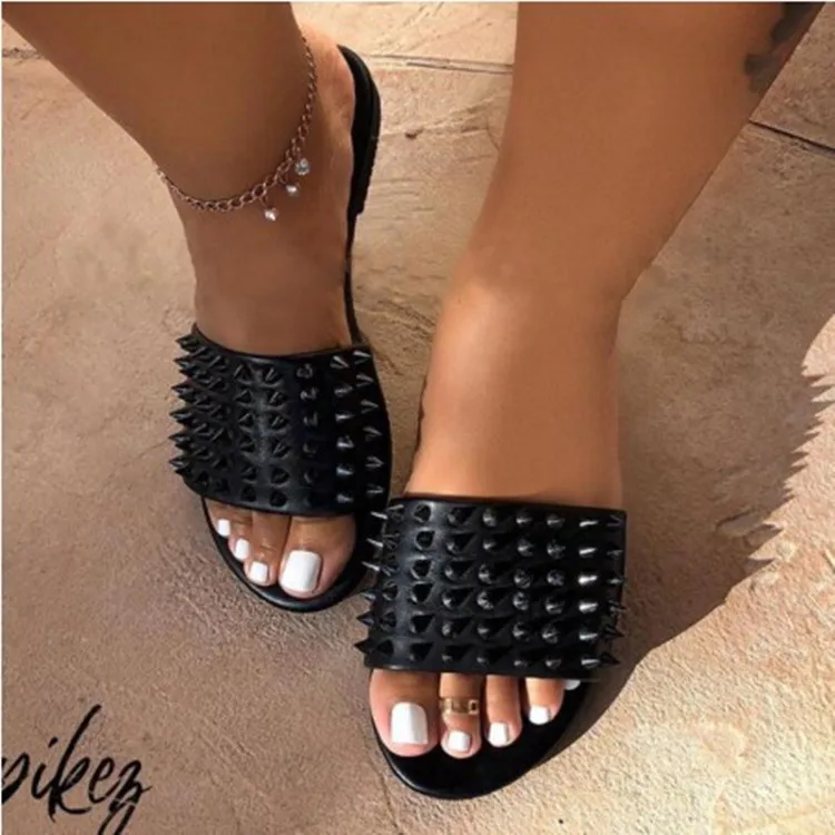 

New fashion women shoes plus size slippers flat rivet shoes fashion sandals
