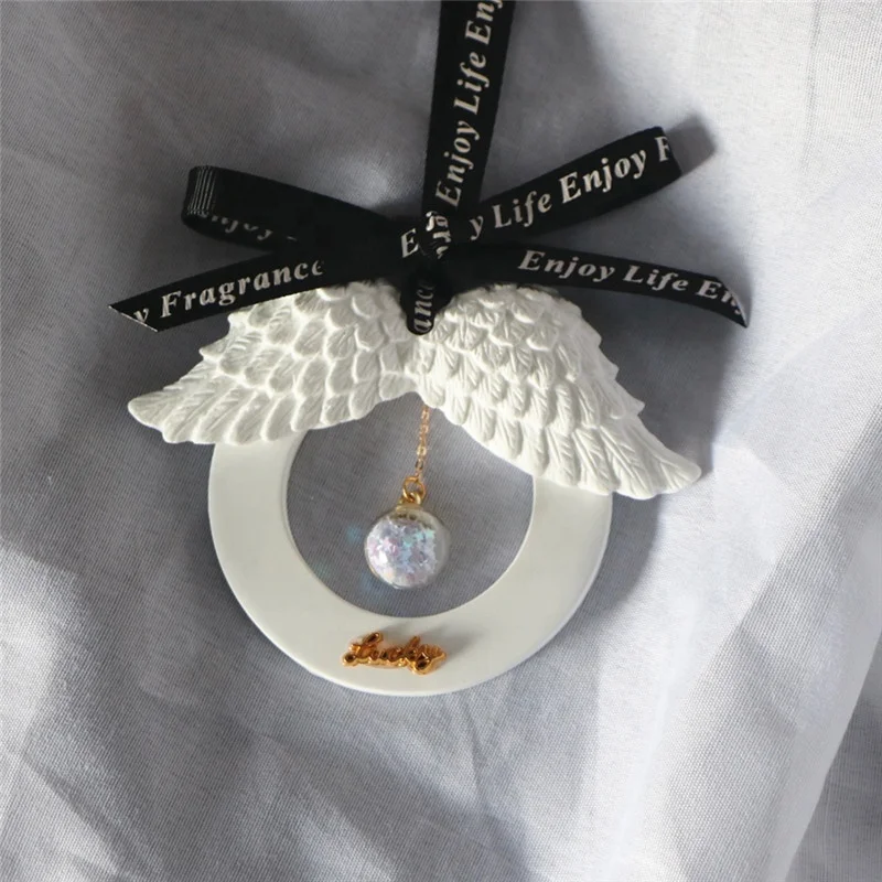 

White Ring Wing Shaped Hanging Scented Ceramic Stone Air Freshener Car Aroma Pendant Aroma Oil Diffuser