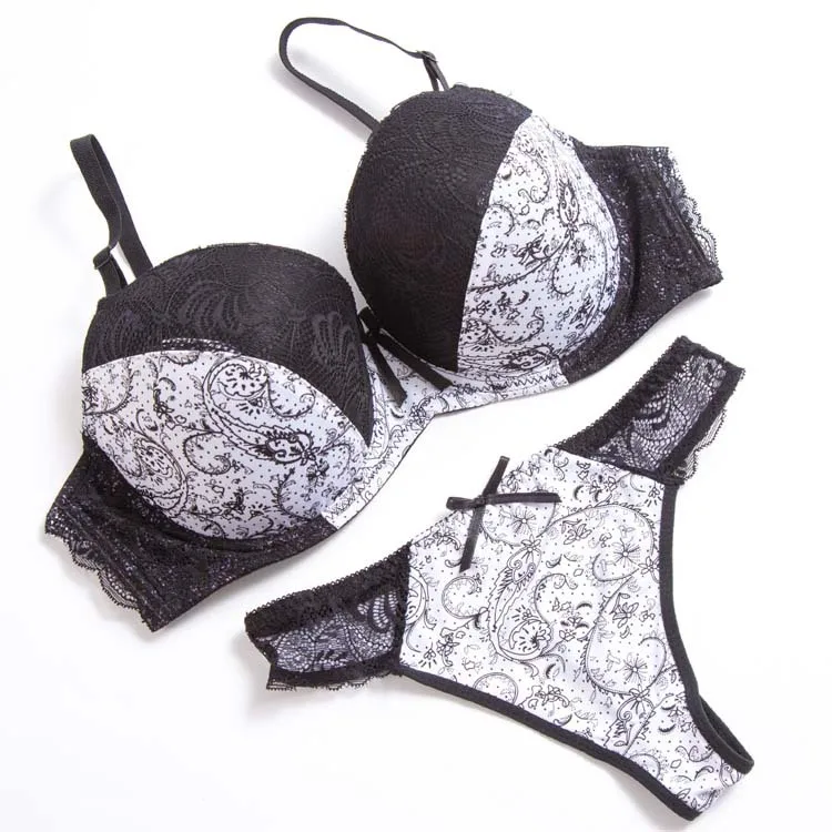 Factory price  pure thick cup  womens seamless underwear gather bra brief set