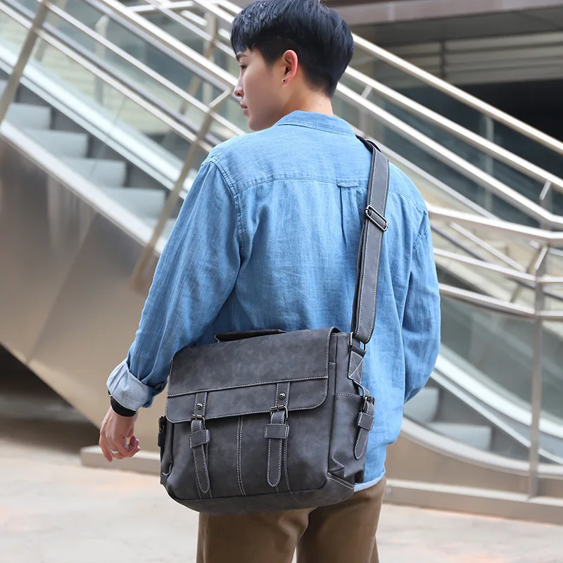 

Twinkle Leather Men's PU Messenger Bag Custom