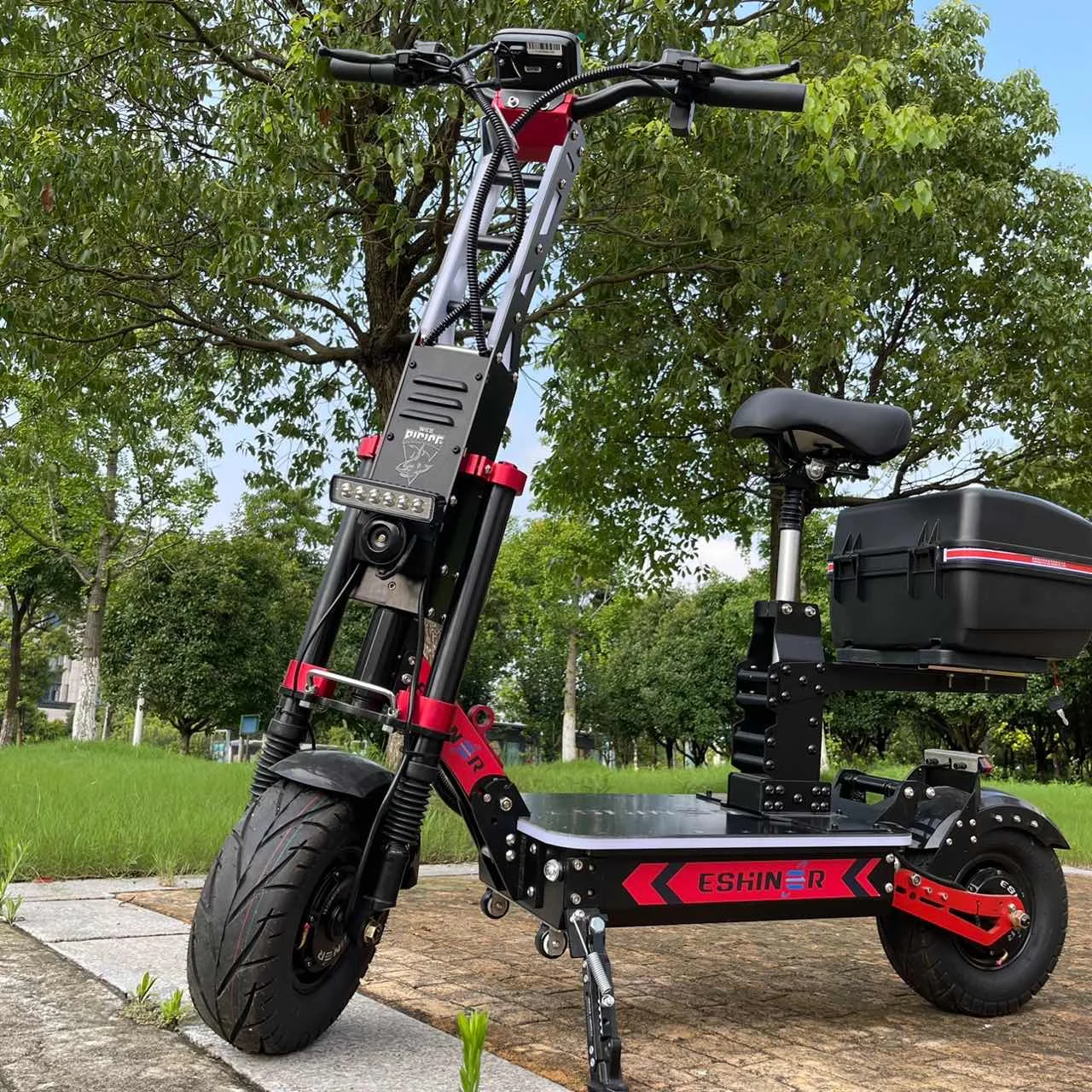 

USA warehouse 72v 8000W 13inch dual motor electric cruise control scooter max load 300KG 600LB