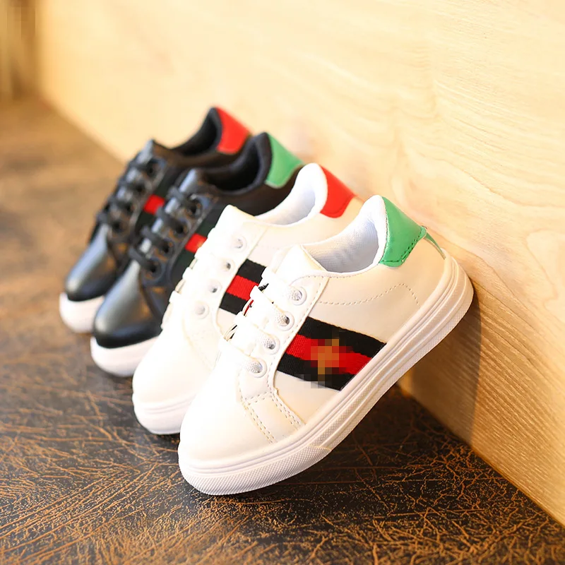 

New comfortable and casual children's little bee green tail red tail sneakers shoes