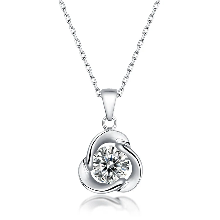 

Thriving Gems new trendy 1 carat moissanite 925 sliver lucky clover necklace for girlfriends