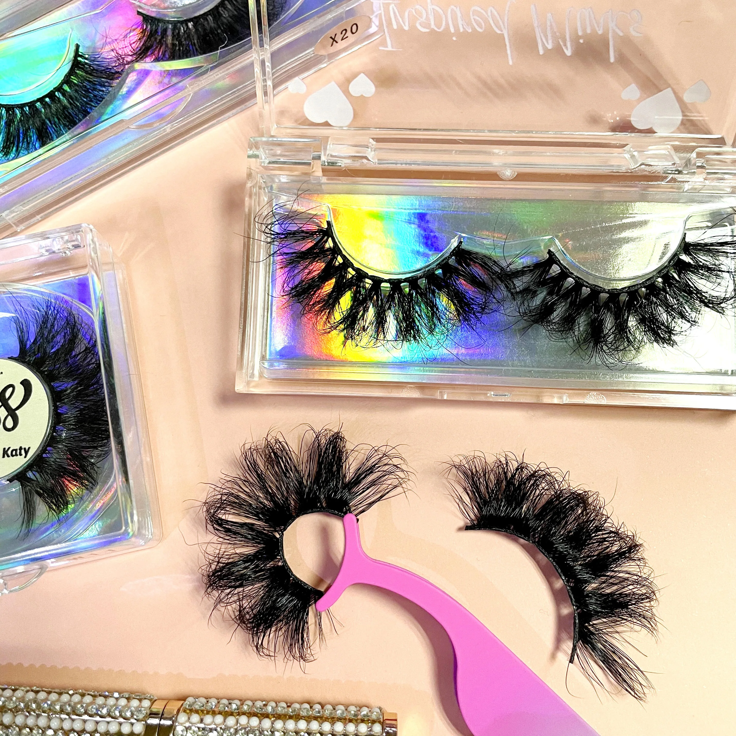 

Super Fluffy Silk Lashes Private Label Wholesale Mink Eyelash 3d Eyelashes Mink Customized Box Eyelash Vendor