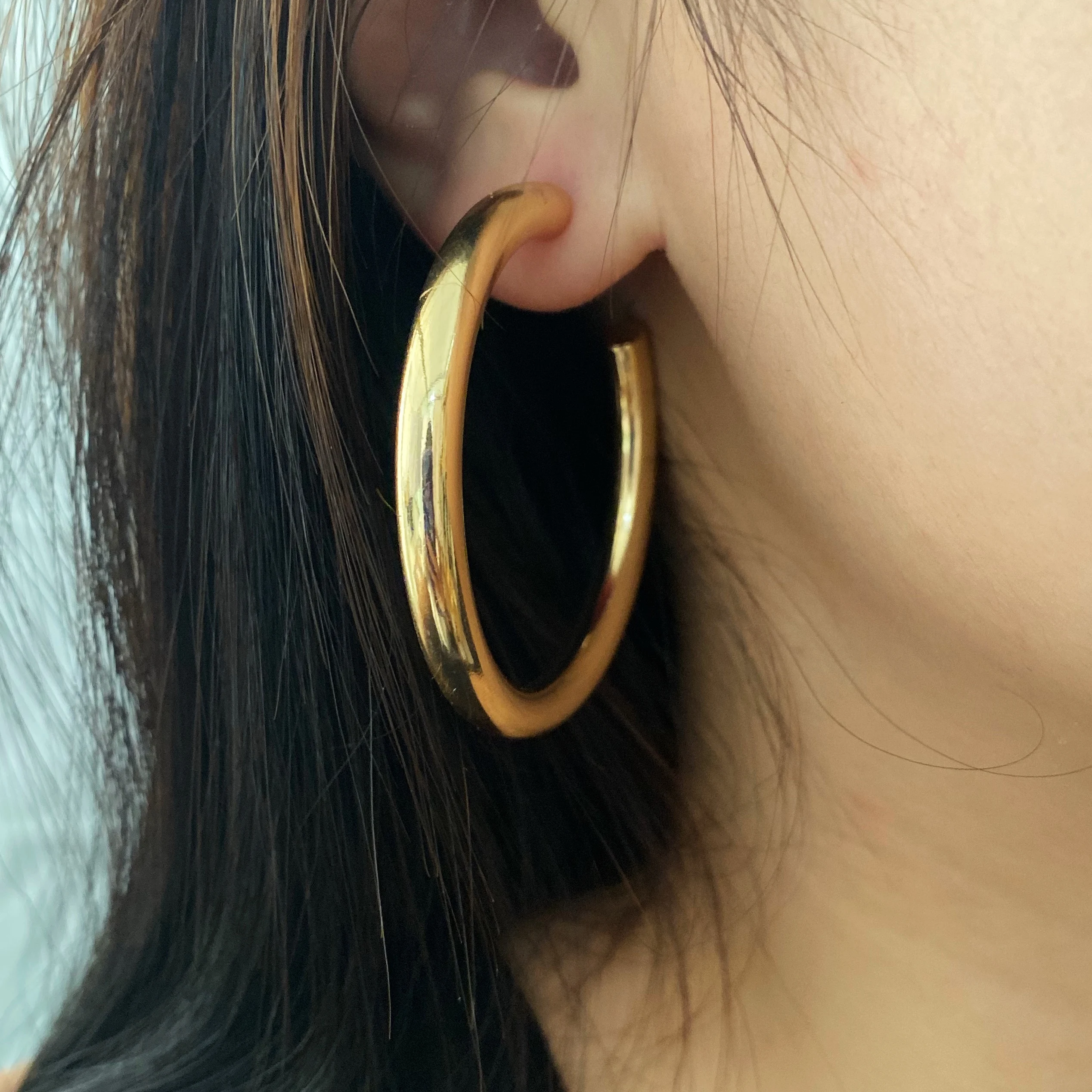 

Statement small huggie gold earrings women hoop, Picture