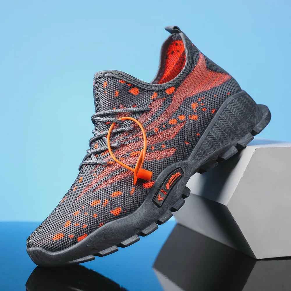

Factory Wholesale Good Quality Fly Knitted Breathable Running Shoes Sport Men