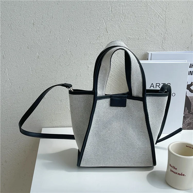 

Korean women's creative design canvas handbag fashion popular single shoulder crossbody bag large capacity splicing bucket bag