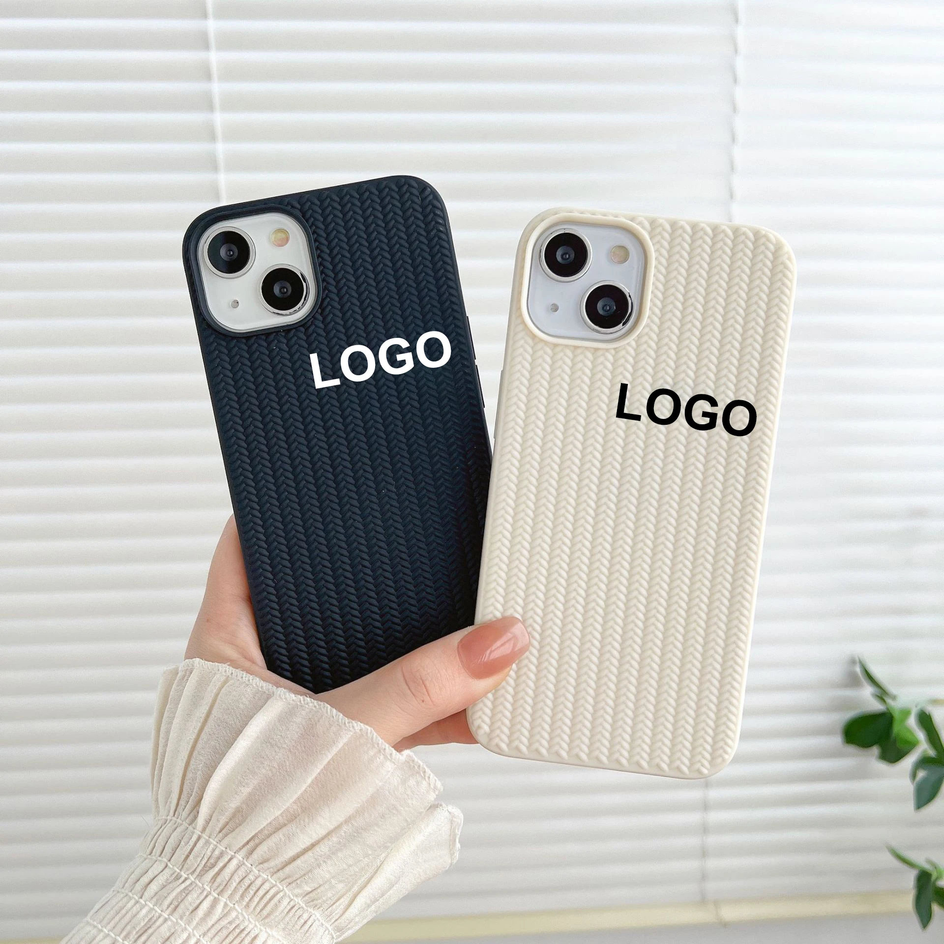 

Knitted Woven Pattern Custom LOGO Soft TPU Black White Phone Case Cover for iPhone 14 13 12 11 Pro Max