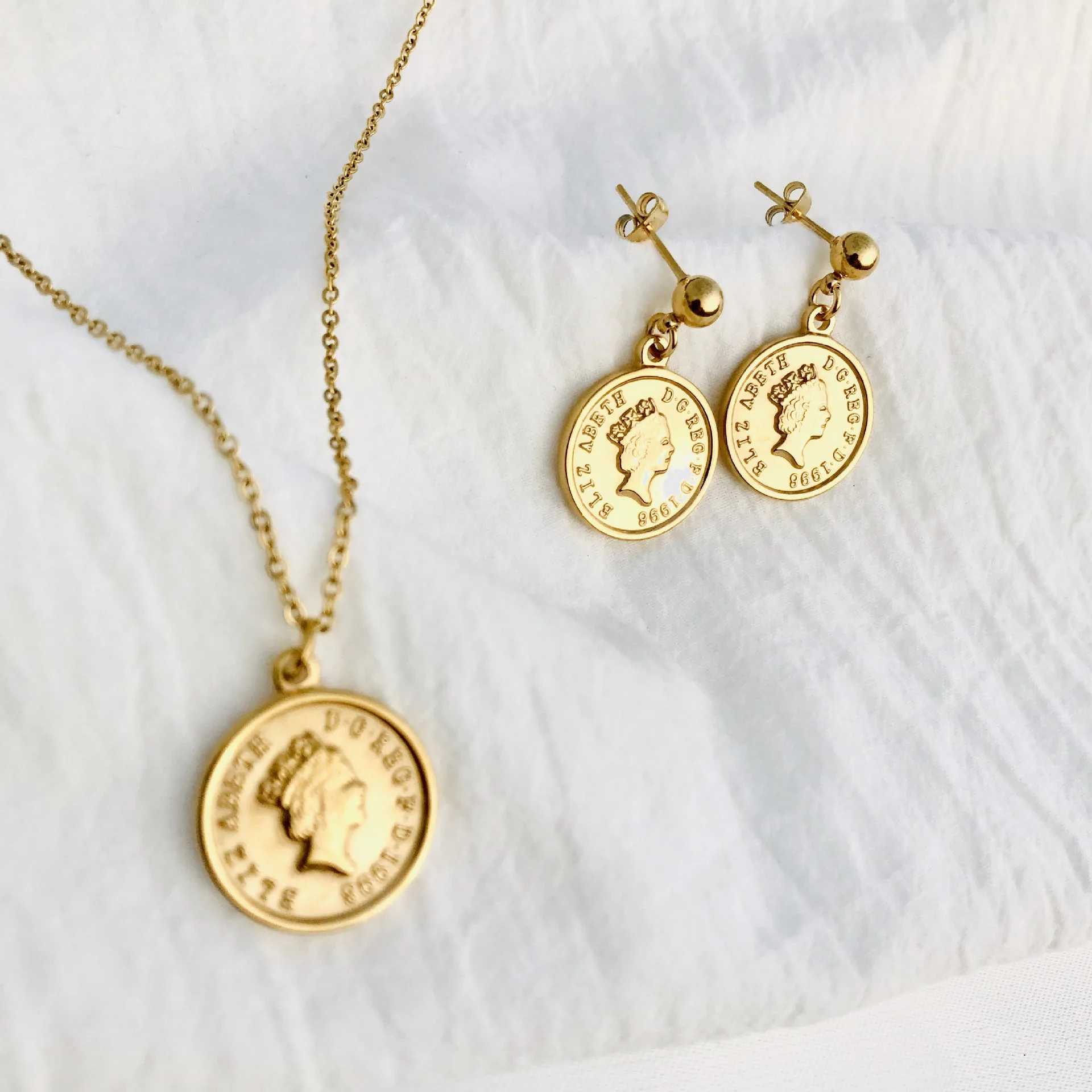

Joolim Jewelry Gold Plated Portrait Coin Pendant Choker Necklace Stainless Steel Jewelry Wholesale