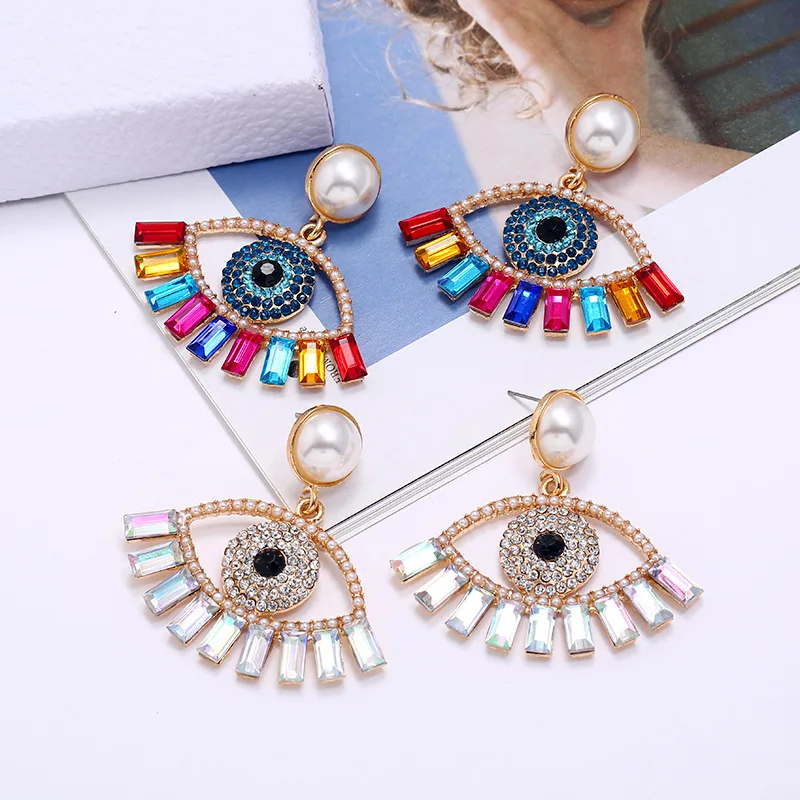 

2021 Europe And The United States Long Personality Eyes Exaggerated Rhinestone Pearl Jewelry Earrings For Women, Picture shows