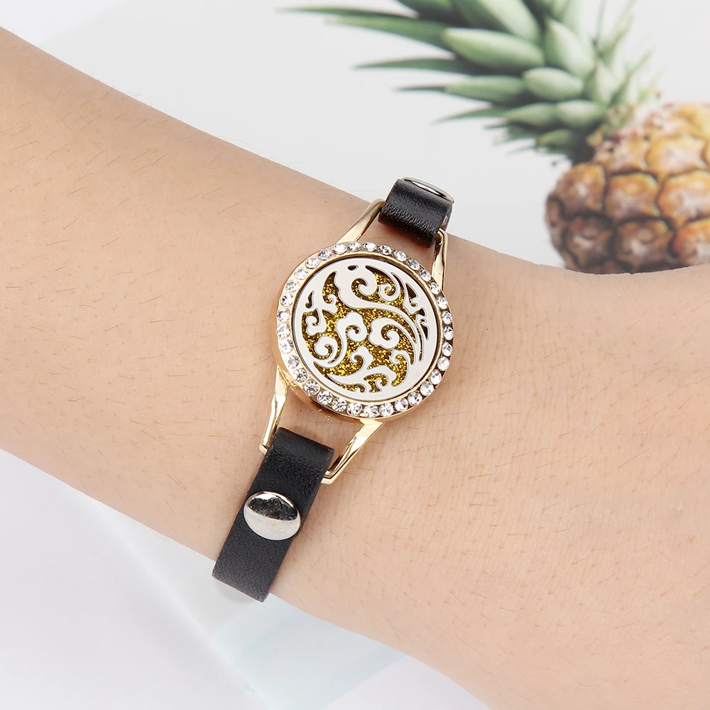 

Tree Of Life butterfly Aroma Box leather bracelet Magnetic Aromatherapy Essential Oil Diffuser Perfume Box Locket jewelry, Picture