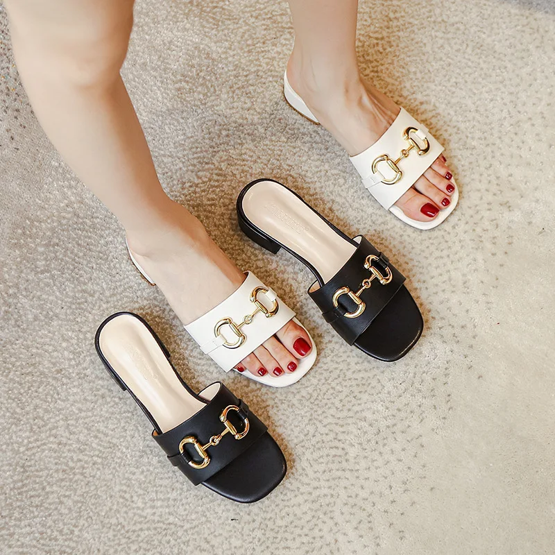 

2021 INS New arrival fashion metal chain elegant thick-heel mid-heel all-match slippers&slides Korean style outdoor women shoes, Two colors or customized