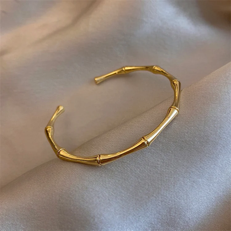 

Wholesale No Fade Simple Fashion Women Titanium Steel 18k Gold Cuff Bamboo Link Charms Bangles Bracelet