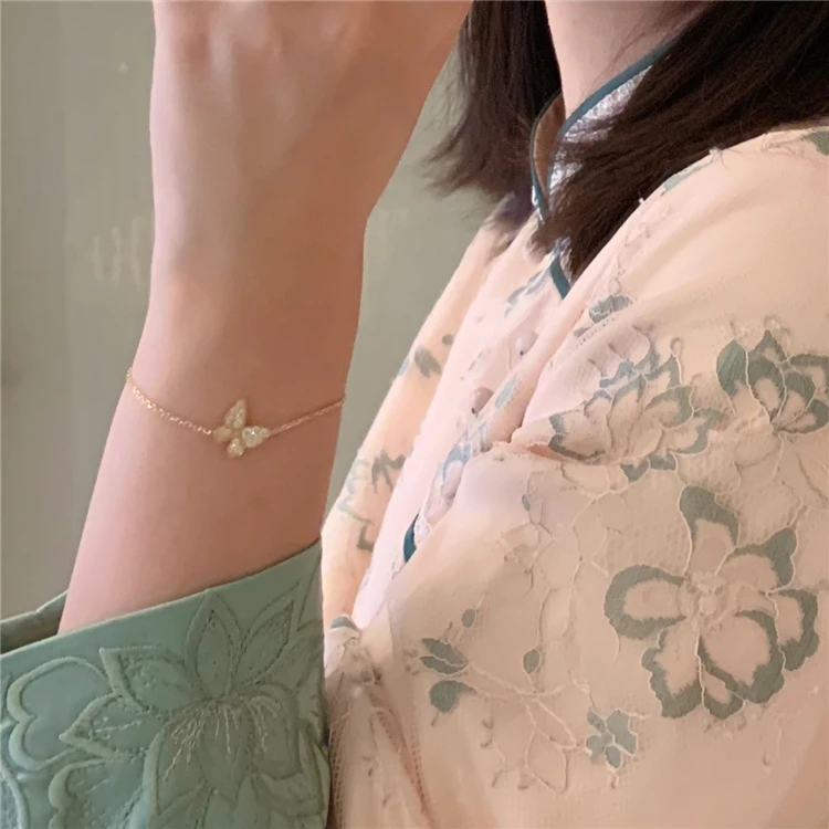 

2021 butterfly vintage friendship gold plating minimalistic sterling silver 925 bracelet