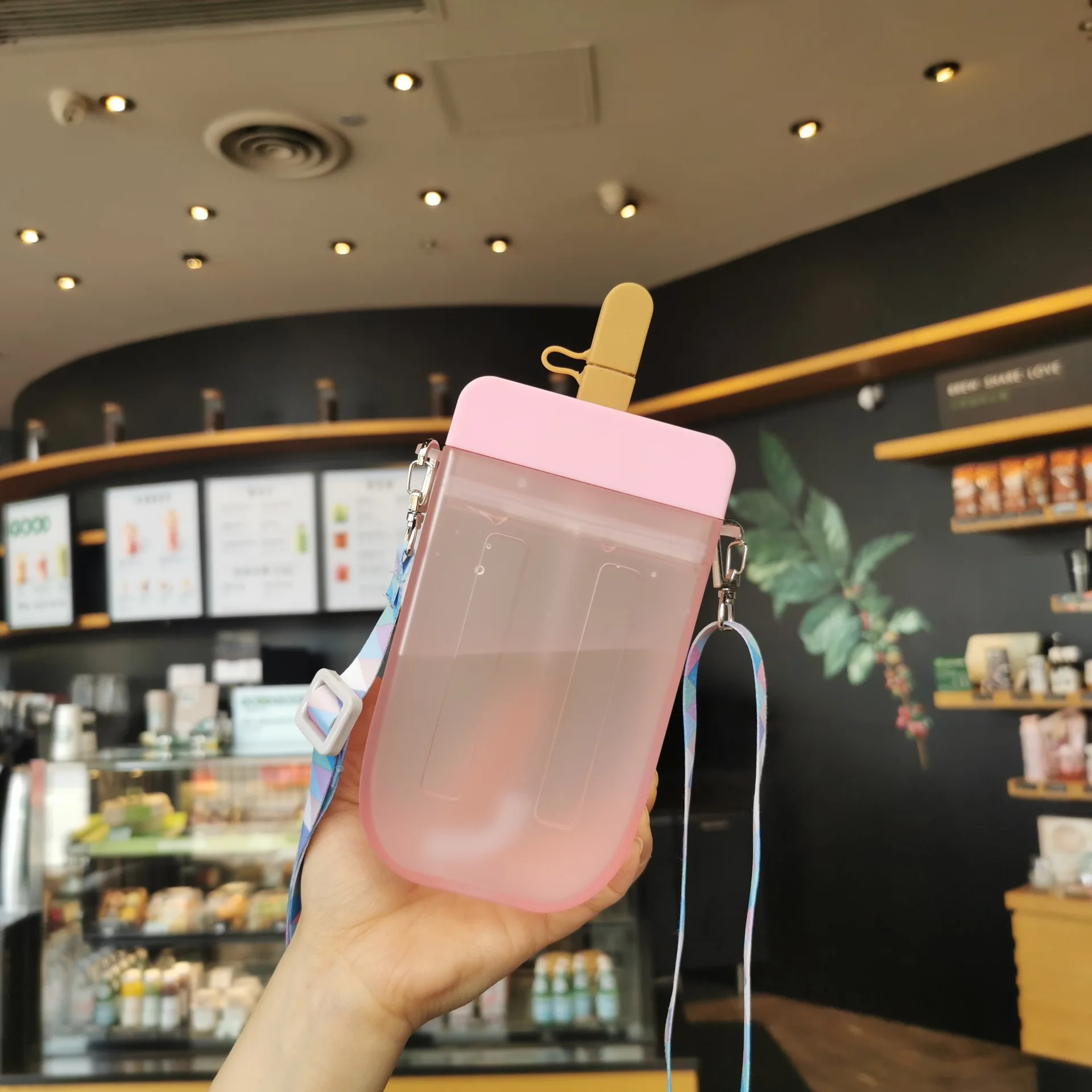 

Hot Selling Sports Plastic Holder Bag Unique Square Water Bottles Eco Friendly