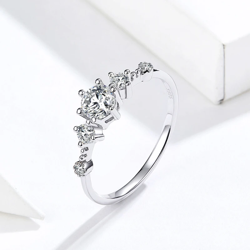 

925 Sterling Silver 5 Stone Ring Jewelry Wedding Cubic Zirconia Ring for Ladies Women