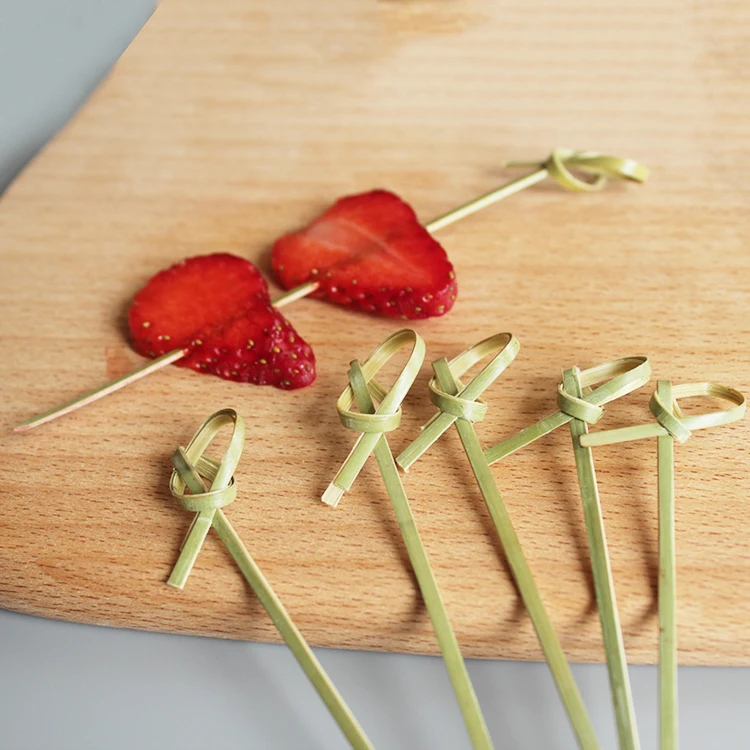 

Innovative Bamboo Products Supplies 9cm Barbecue Bamboo Knotted Skewers Bulk Bamboo Sticks, Natural