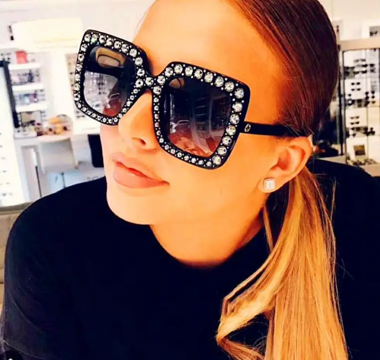 

Queena 2020 Square Sunglasses Woman Oversized Sunglasses Fashion Flash Bling Sun Glasses Shades For Women UV400