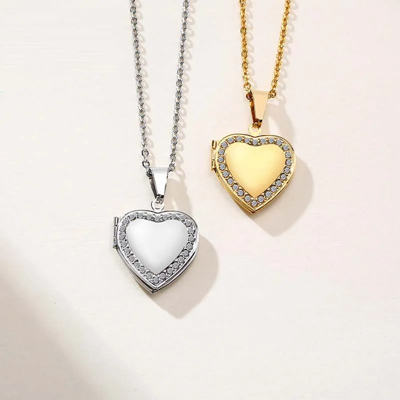 Latest Fashion Long Photo Necklace for Women Stainless Steel 18k Gold Heart Locket Necklace Pendant