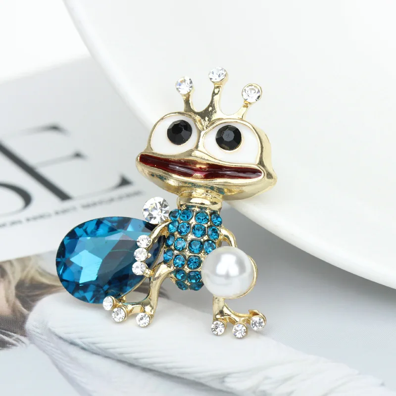 

Cross-border foreign trade cute rhinestone dripping oil brooch creative metal cartoon animal small frog pearl corsage brooch