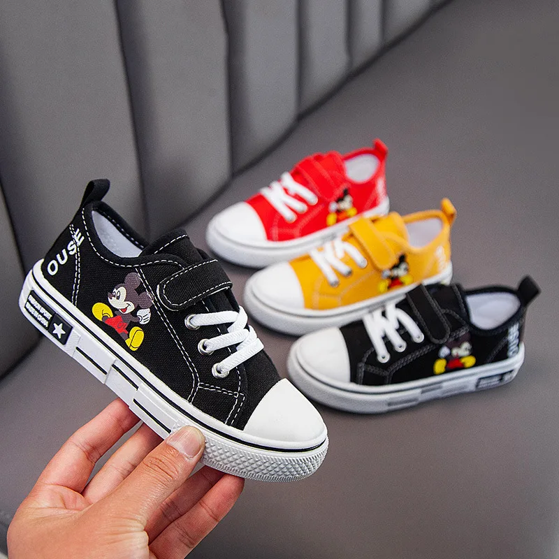 

New design cheap cute cartoon kids canvas shoes, Black/red/yellow