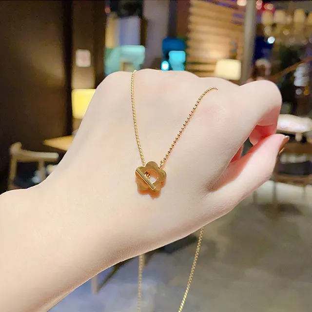 

Flower Necklace Cool Style Versatile Titanium Steel Good Looking Women's Fashion Gold Plated Rope Chain Necklaces Hiphop Brass