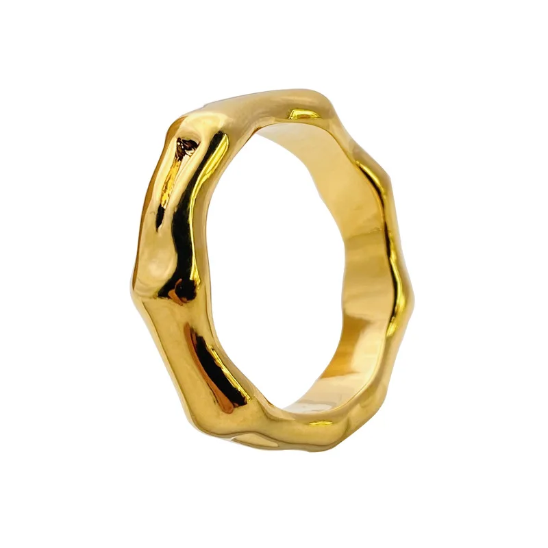 

Antique Handmade Gold Filled Brass Hammered Round Finger Ring Personality Simple Irregular Hammered Smooth Ring For Women