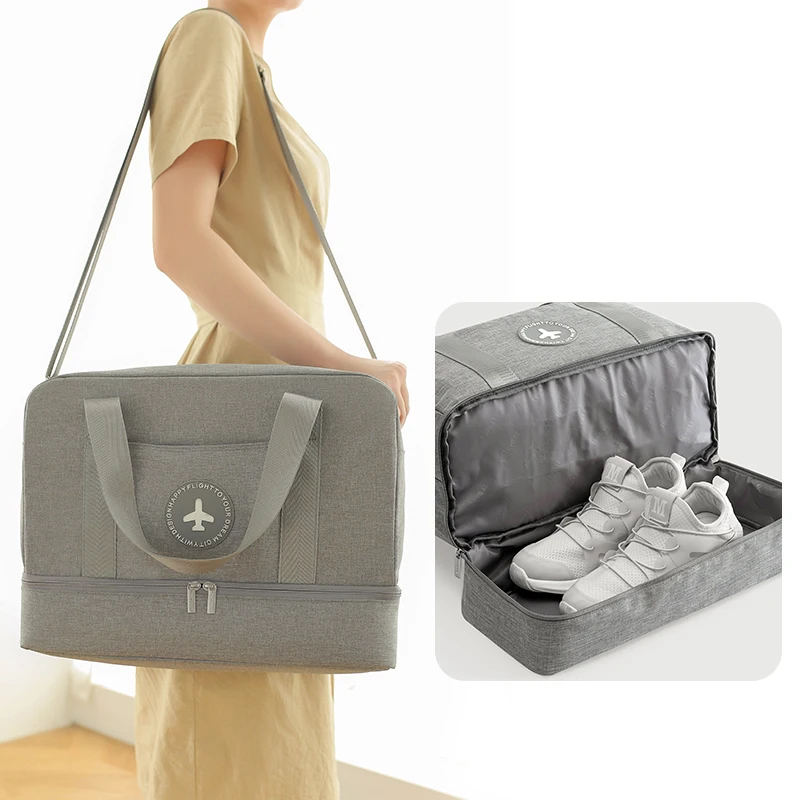 

Multi-Function Polyester Duffel Gym Bags With Detachable shoulder Strap And Shoes Compartment