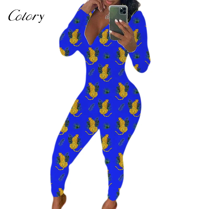 

Colory Korean Women Women's 2 Piece Cartoon Sleepwear, Picture shows