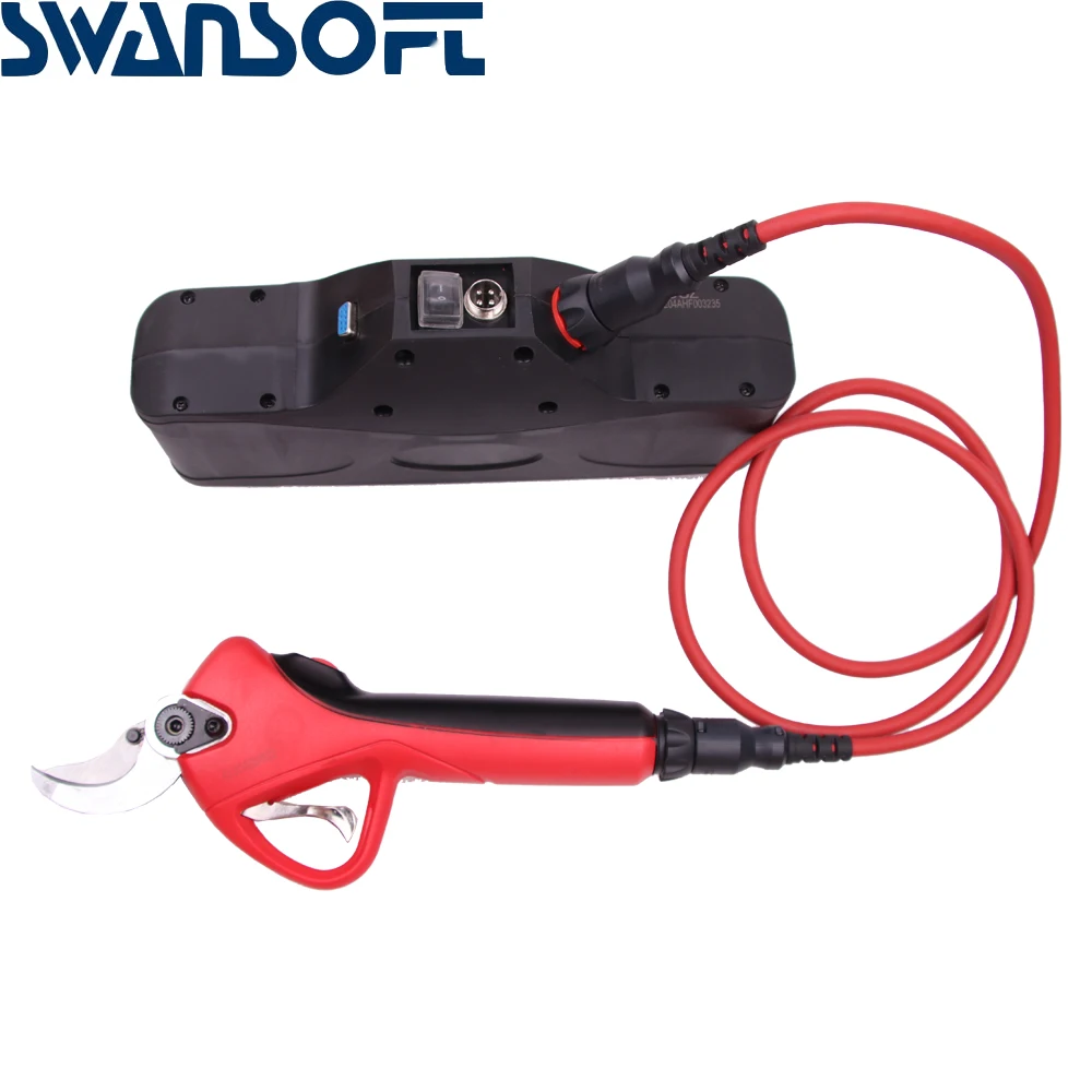 

Electric pruner shears for professional use in Kiwifruit industry