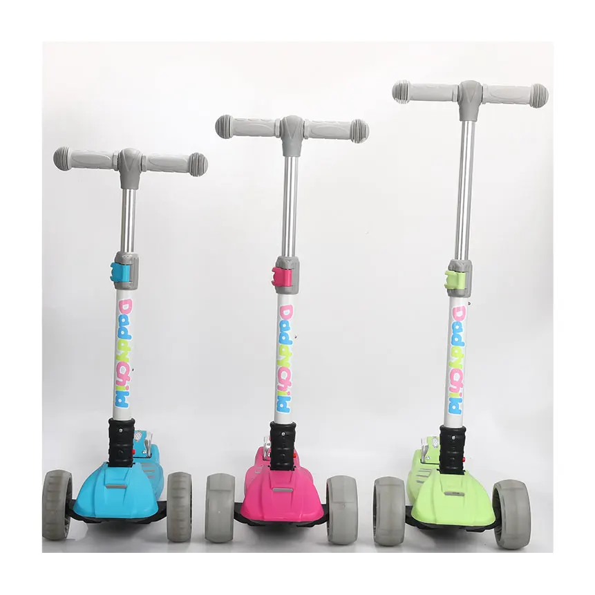 

high quality 3 wide Pu wheels TPR handle grip kids kick scooter with led light on the deck