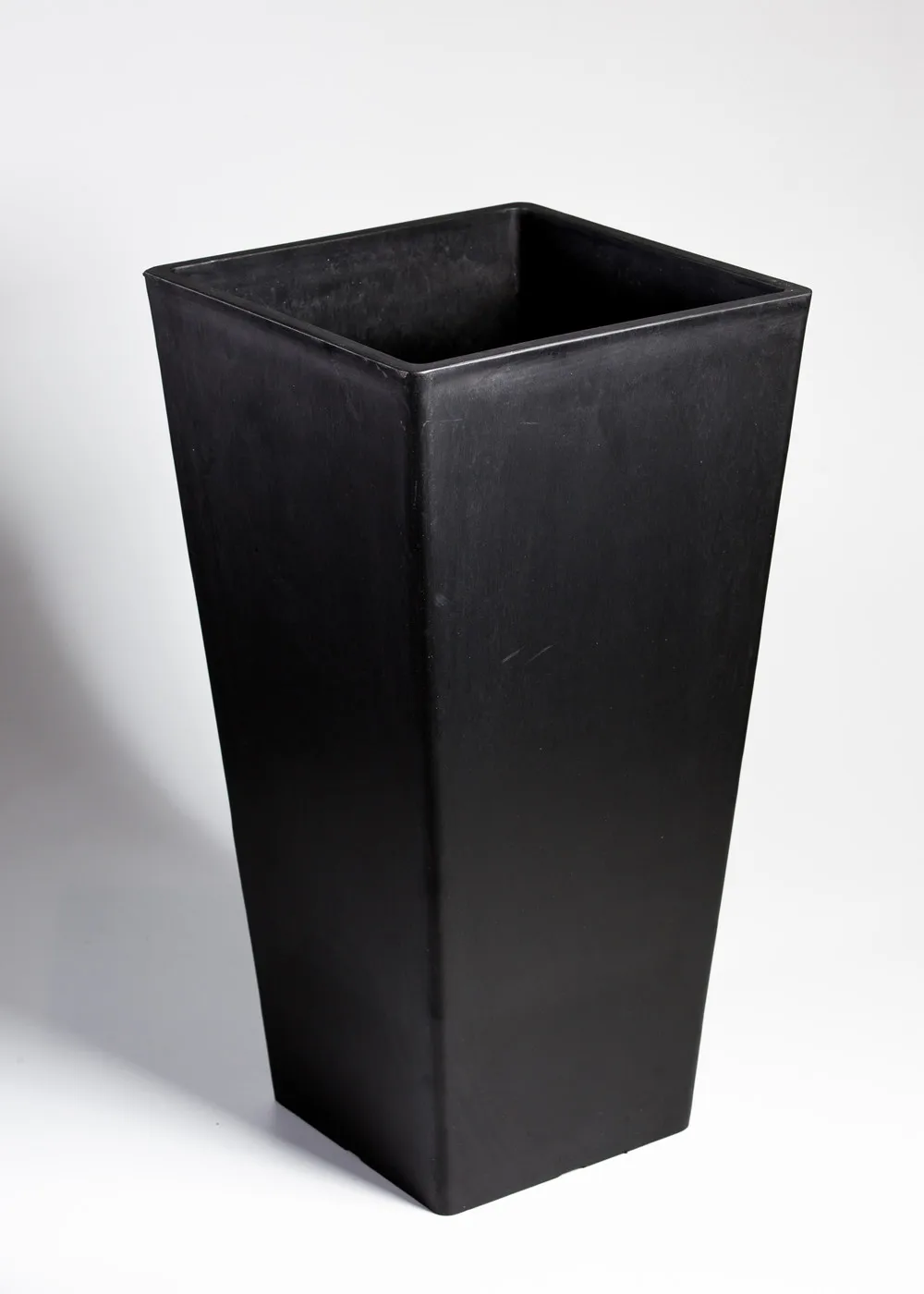 Cheap Large Size Plastic Decorative Ceramic Planters Plant Pots Big