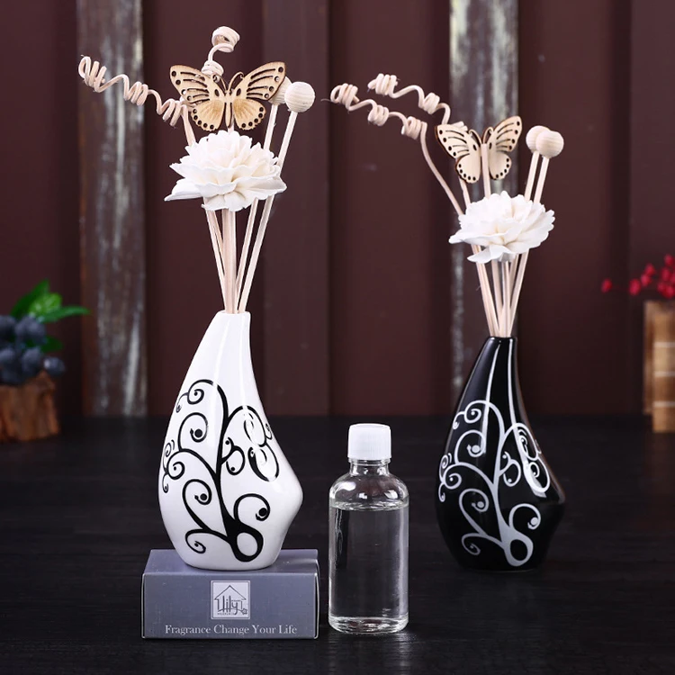 

High-end Ceramic crafts no fire aromatherapy set black and white ceramic bottle rattan aromatherapy home incense