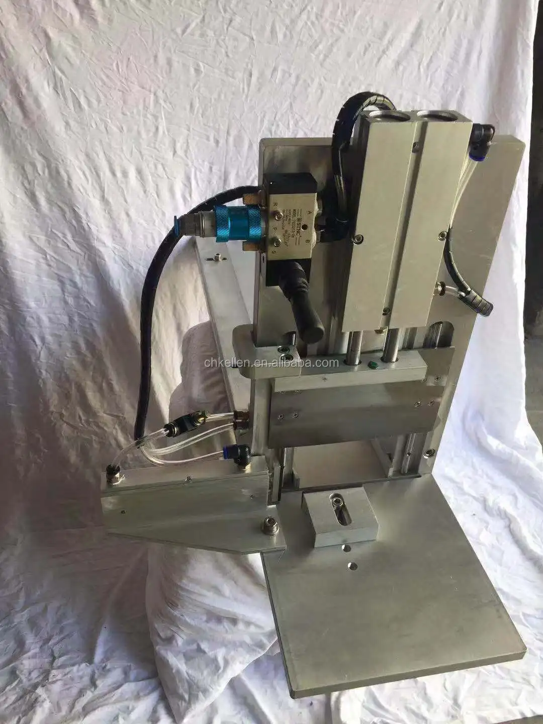 Small Hotel Soap Making Machine Production Line Soap Cutting Machine