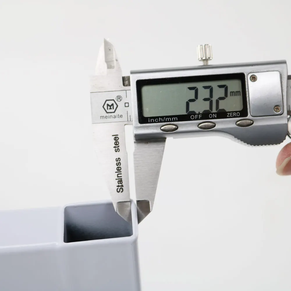 
Auto close child baby safety gate barrier 