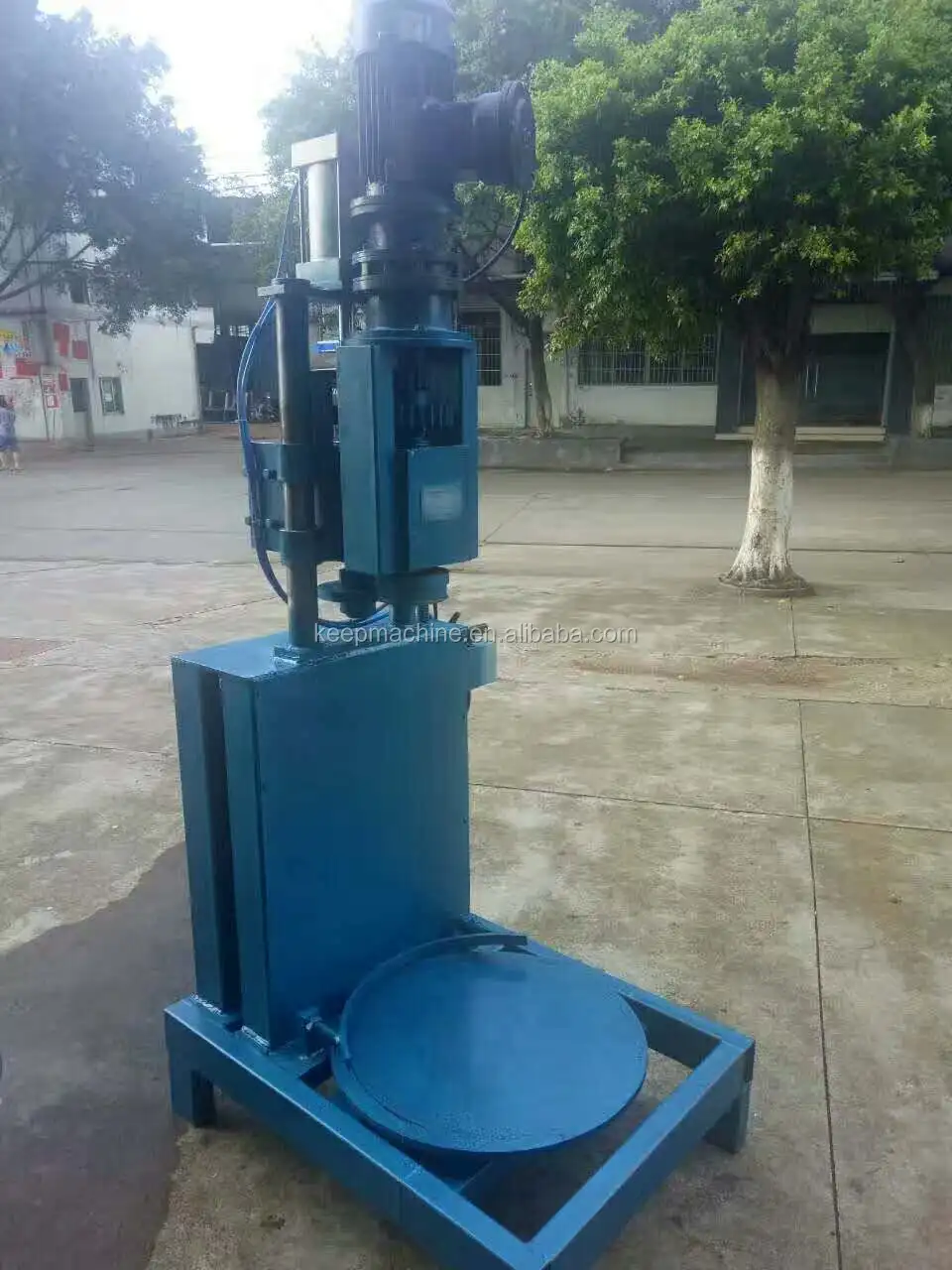 Hot Sale 380v 2mm Cutting Thickness Vertical Oil Drum Pneumatic Lifting