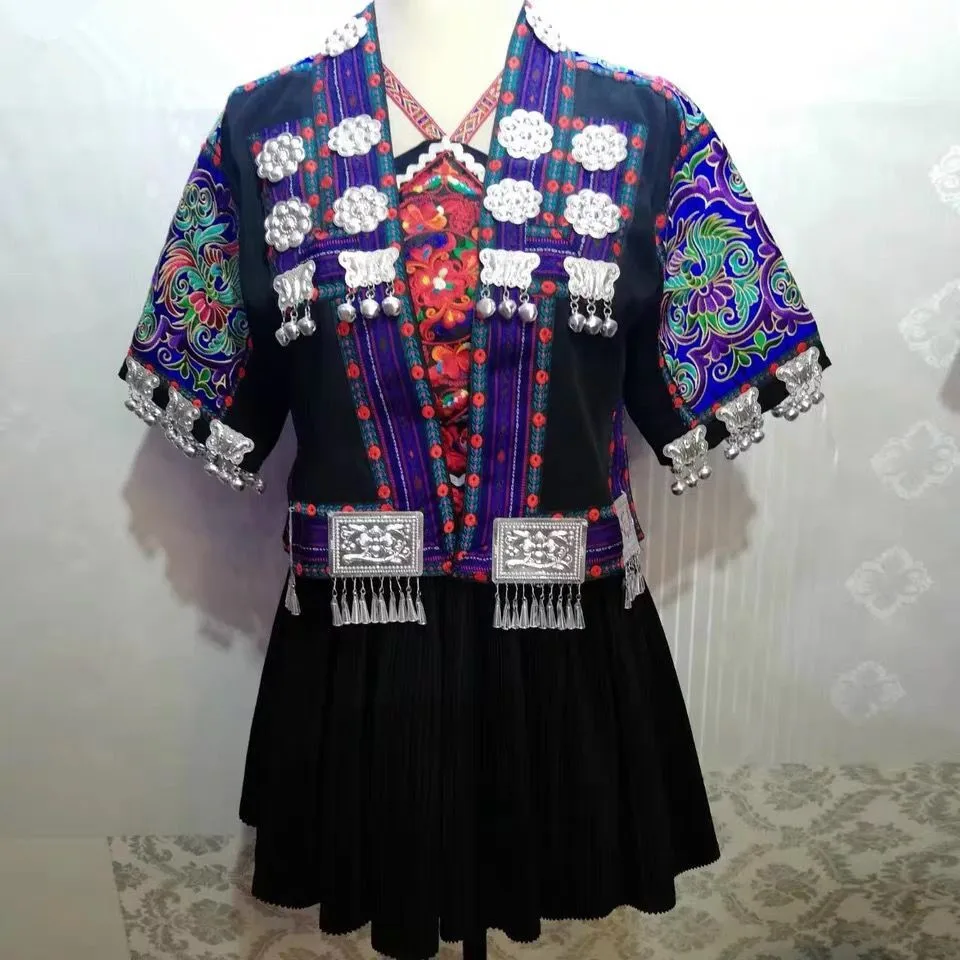 

WJ30015 Made in China Hmong costume Handmade Miao Short Clothes Set