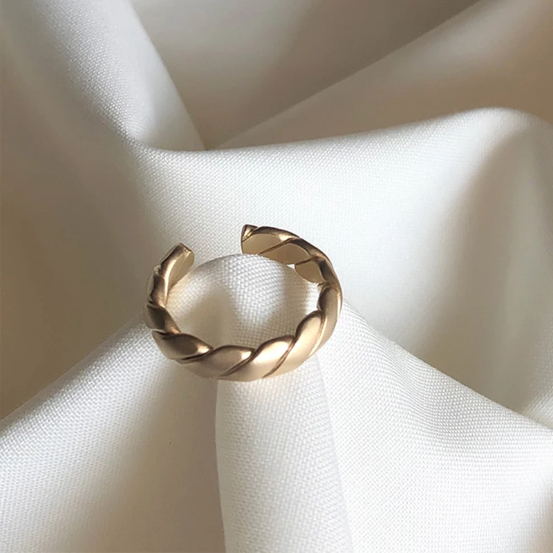 

Thick Gold Twisted Rings Matte Color Geometric Rings for Women Vintage Chunky Open Rings  2019 Minimalist Jewelry, Matte gold
