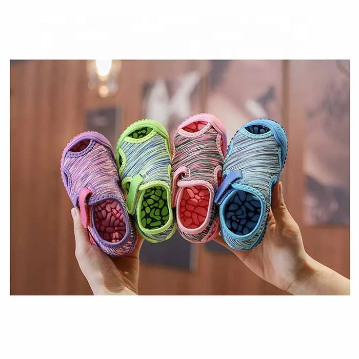 

Wholesale Massage Bottom Anticollision Fur Hooks And Closures Beach Sandals