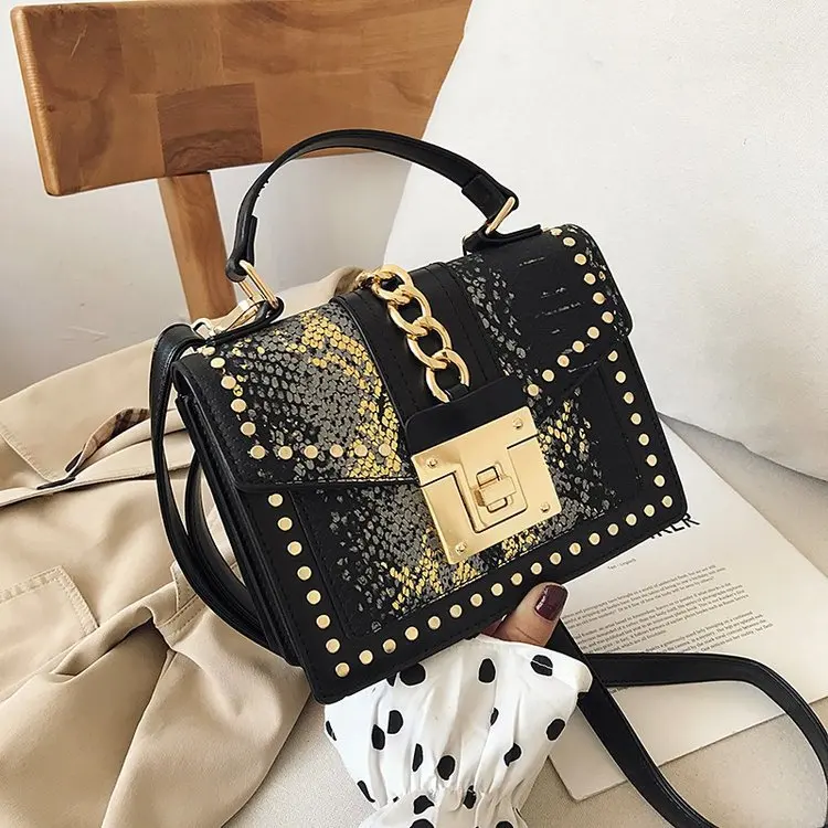 

2021 spring new female bag single shoulder messenger portable lock snake pattern single shoulder small square bag