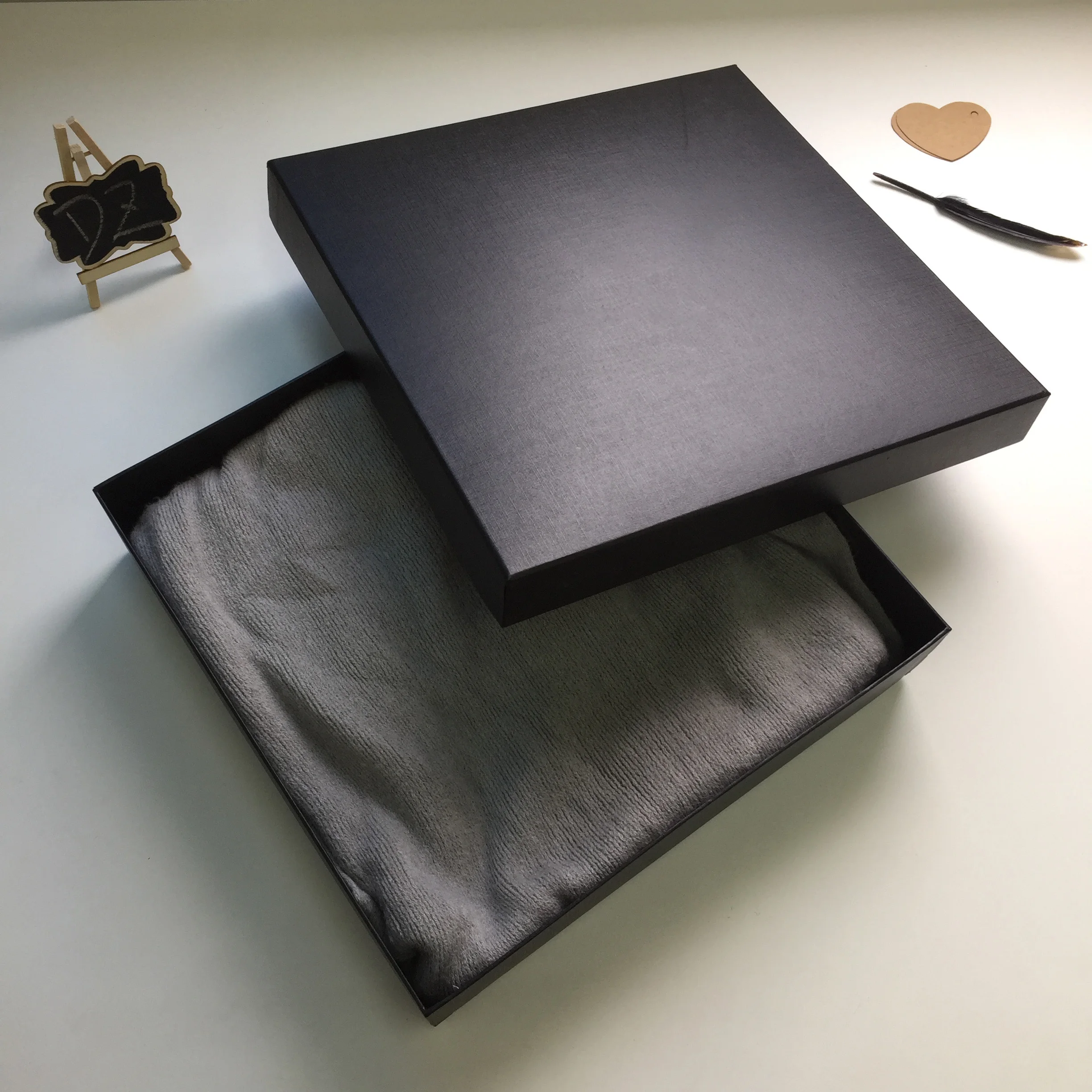 product-Large Black Paper Cardboard Lid Custom Clothing Gift Boxes With Logo-Dezheng-img