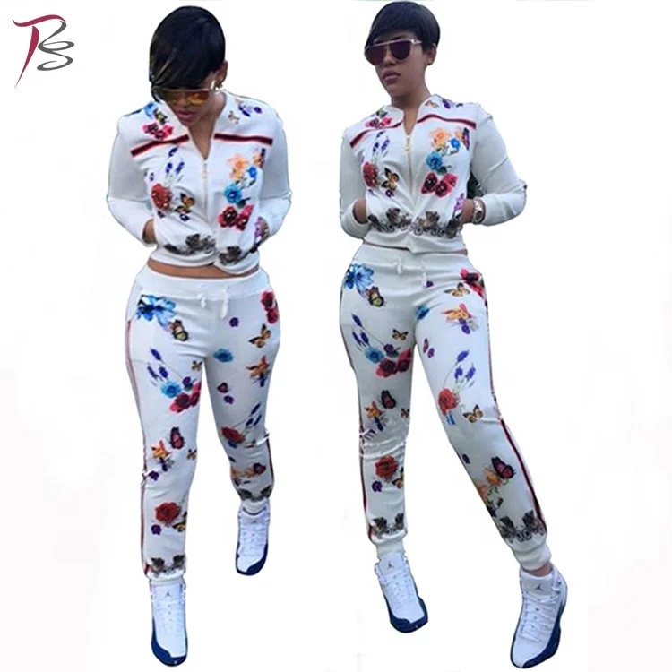 

2021 wholesale casual color rose butterfly print joggers sports suit