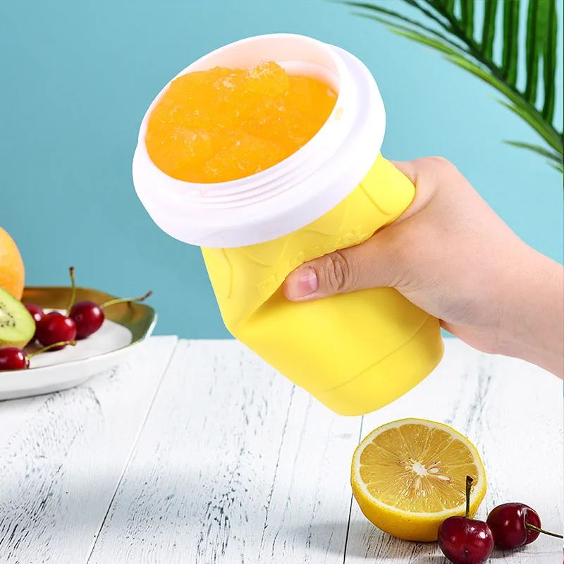 

Squeeze Slush Quick Cooling Cup Milkshake Bottle Smoothie ice cream Maker Quick-frozen Smoothies Durable Slushy Ice Cream Cups, Green, rose red, blue, yellow