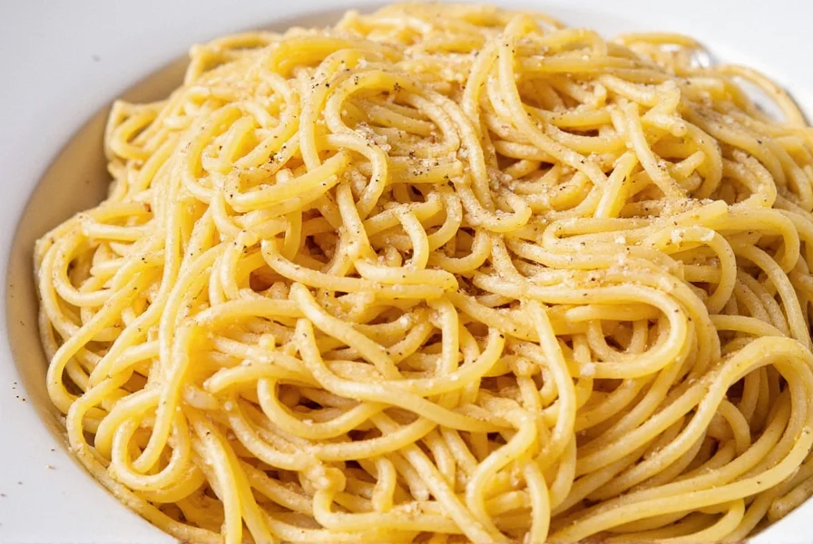 Final spaghetti plate with seasoning