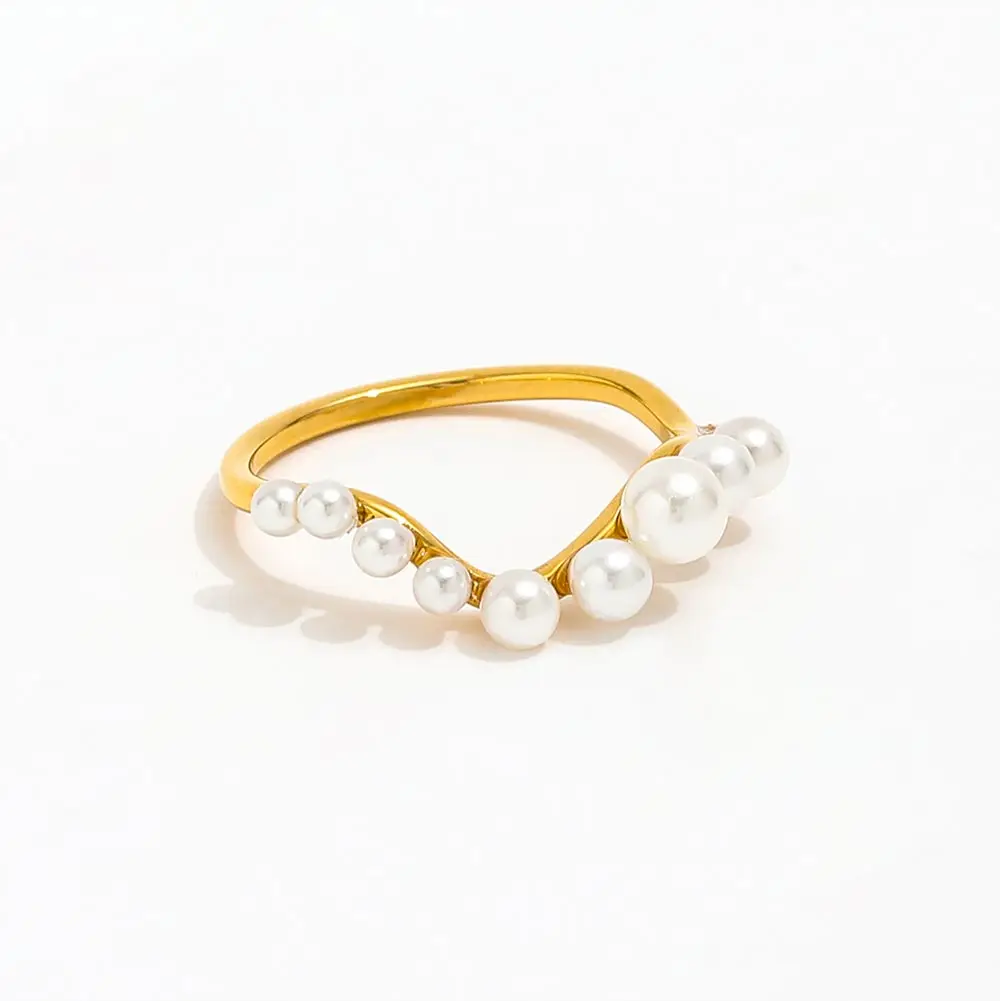 High End Trendy Stainless Steel Waved Ring 18K Gold Plated Single Row Freshwater Pearl Beads Stylish Ring for Gifts